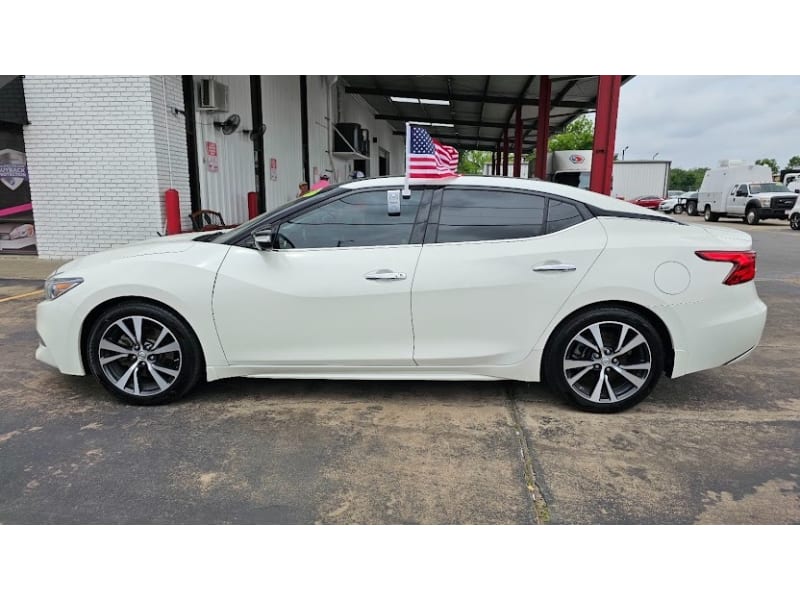 Nissan Maxima 2017 price CALL FOR PRICE !