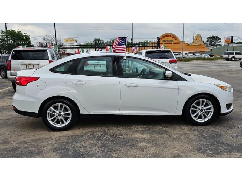 Ford Focus 2016 price 4995