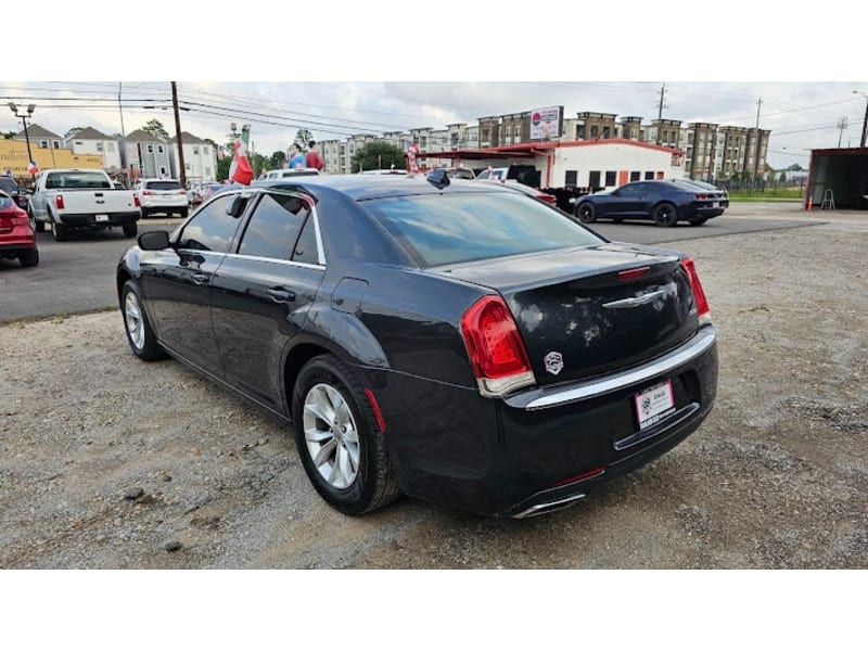 Chrysler 300 2015 price CALL FOR PRICE !