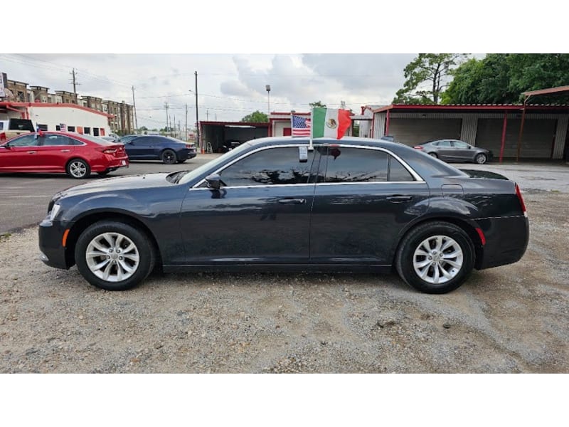 Chrysler 300 2015 price CALL FOR PRICE !