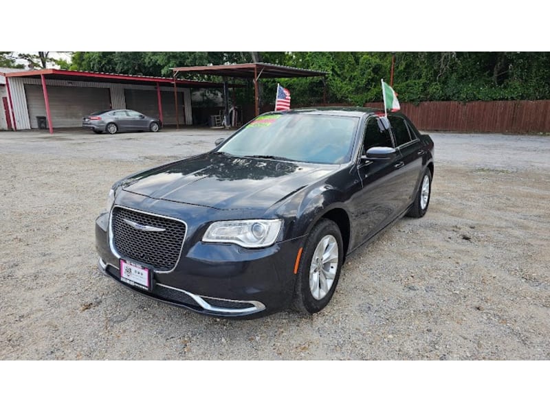 Chrysler 300 2015 price CALL FOR PRICE !