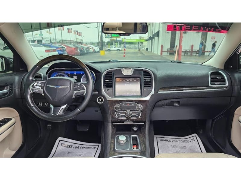 Chrysler 300 2016 price 7995