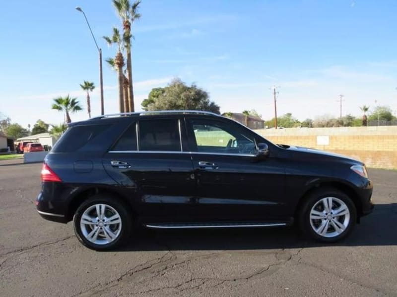 Mercedes-Benz M-Class 2013 price $13,950