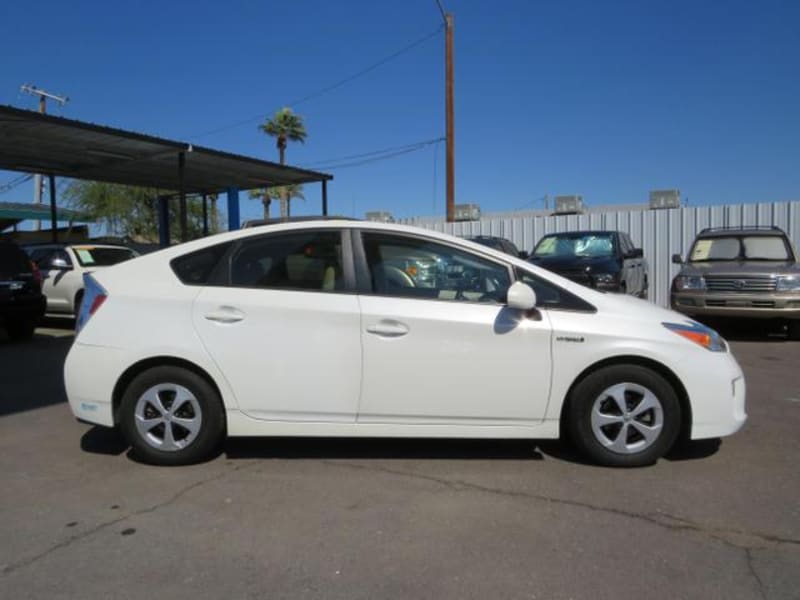 Toyota Prius 2012 price $15,950