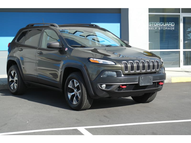 Jeep Cherokee 2015 price $15,990