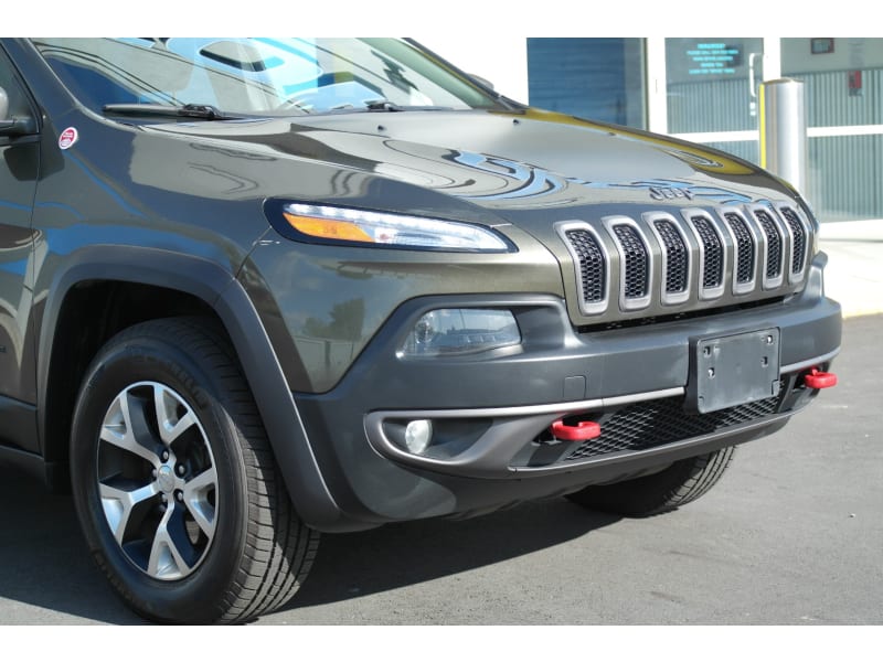 Jeep Cherokee 2015 price $15,990