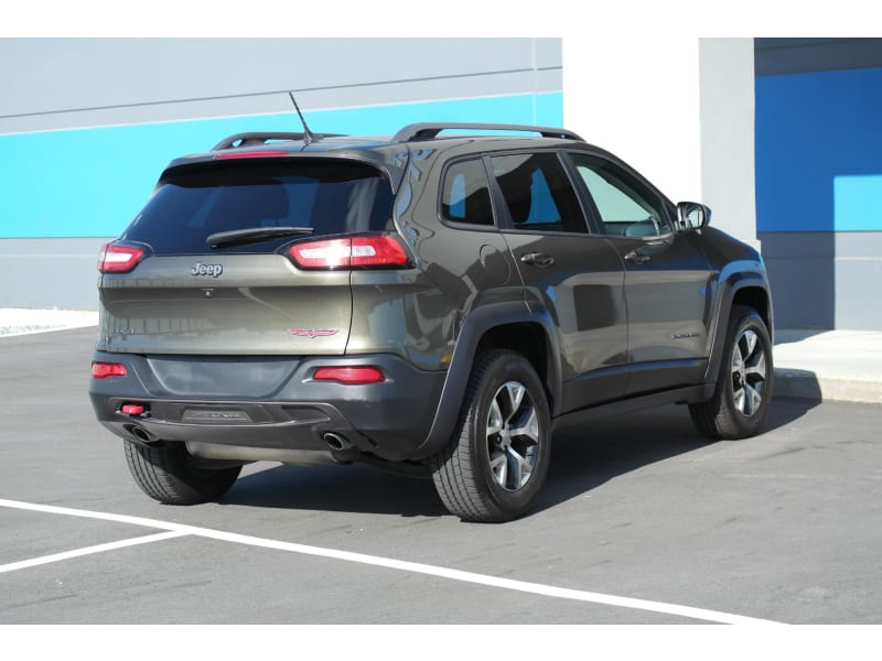 Jeep Cherokee 2015 price $15,990