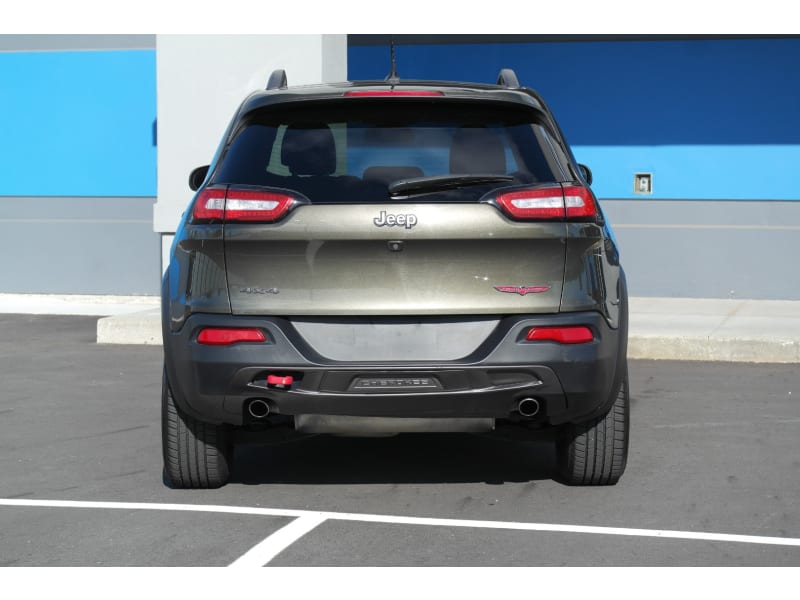 Jeep Cherokee 2015 price $15,990