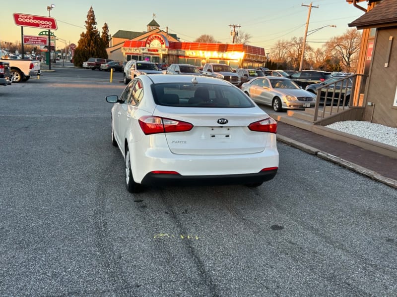 Kia Forte 2016 price $10,500