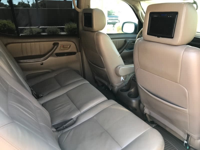 Toyota Sequoia 2003 price $6,995