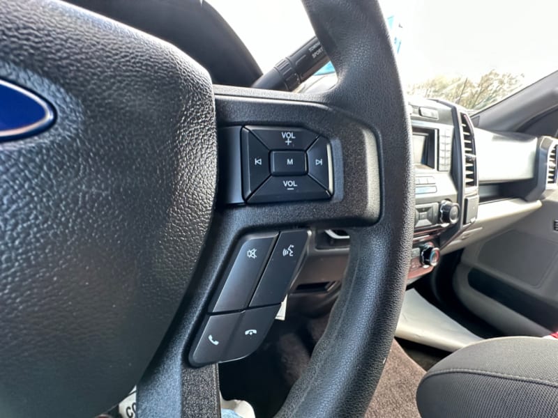 Ford F-150 2016 price $15,999 Cash