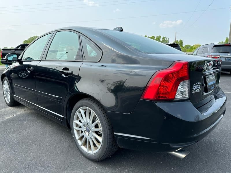 Volvo S40 2011 price $7,999