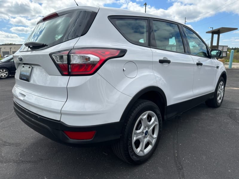 Ford Escape 2018 price $11,999