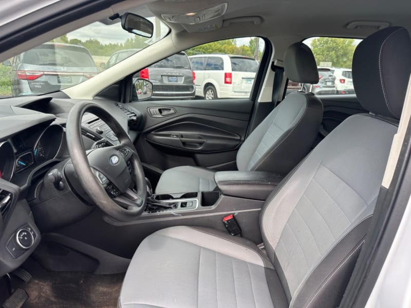 Ford Escape 2018 price $11,999