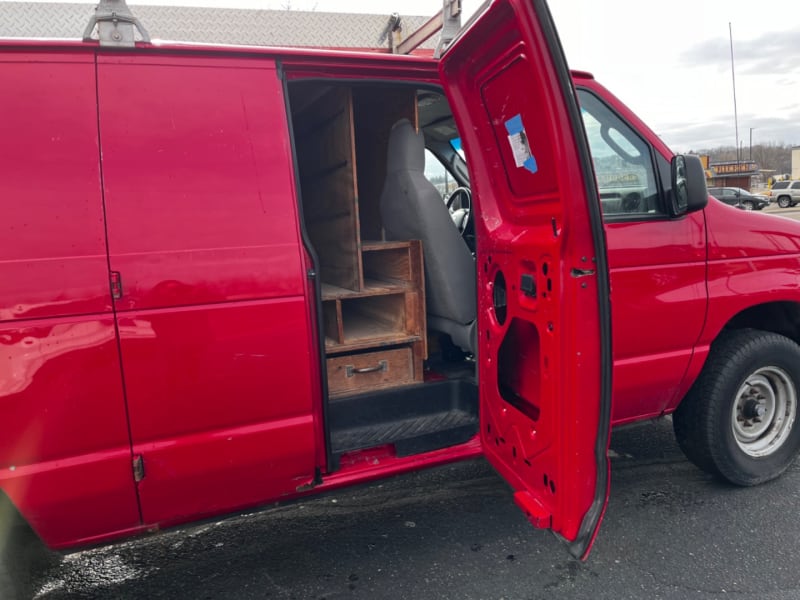 Ford Econoline Cargo Van 2013 price $9,999