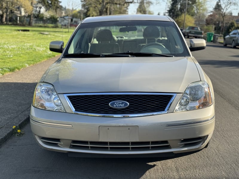 Ford Five Hundred 2005 price $5,995