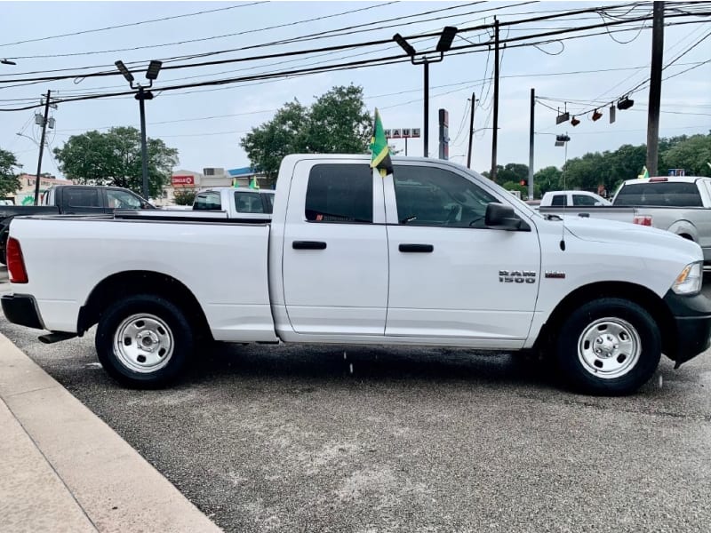 RAM 1500 CLASSIC 2019 price $17,995