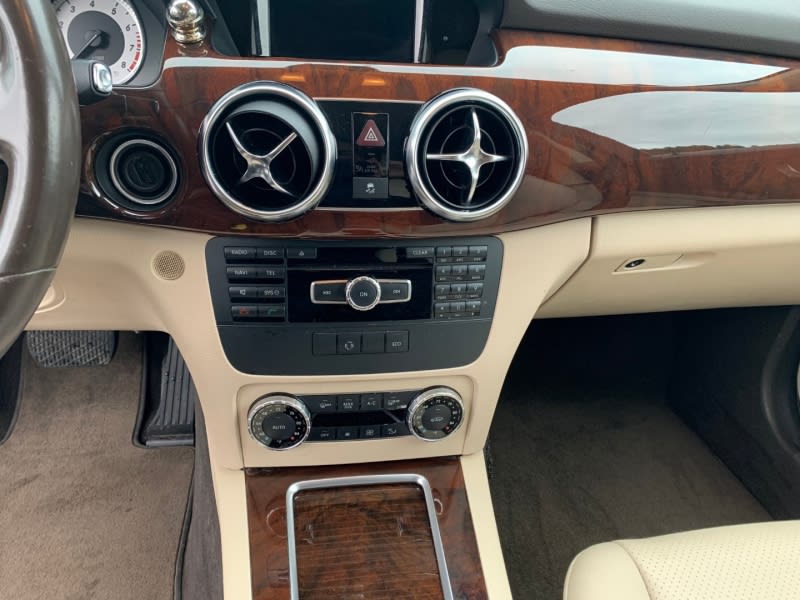 Mercedes-Benz GLK-Class 2015 price $26,000