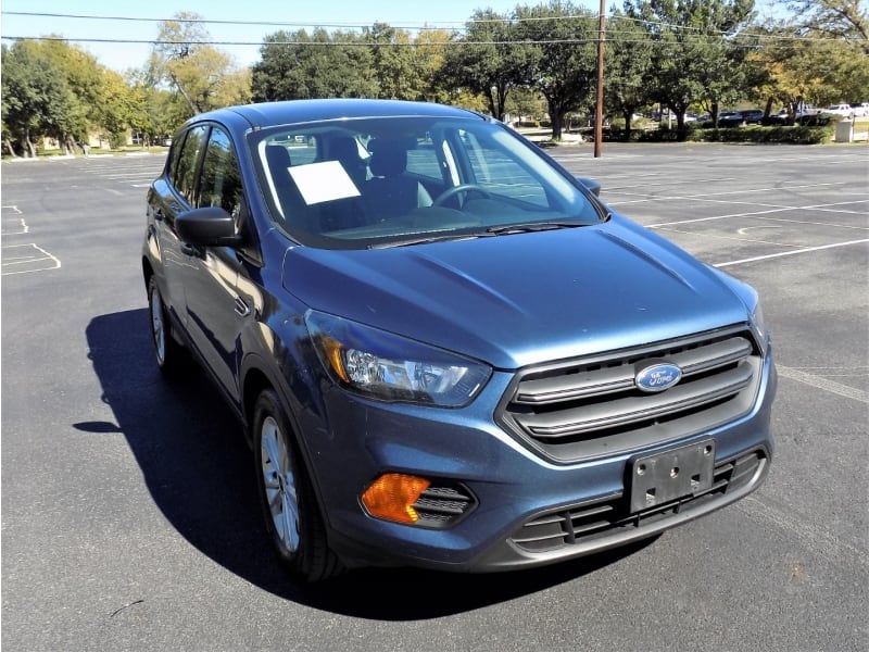 Ford Escape 2018 price $9,500