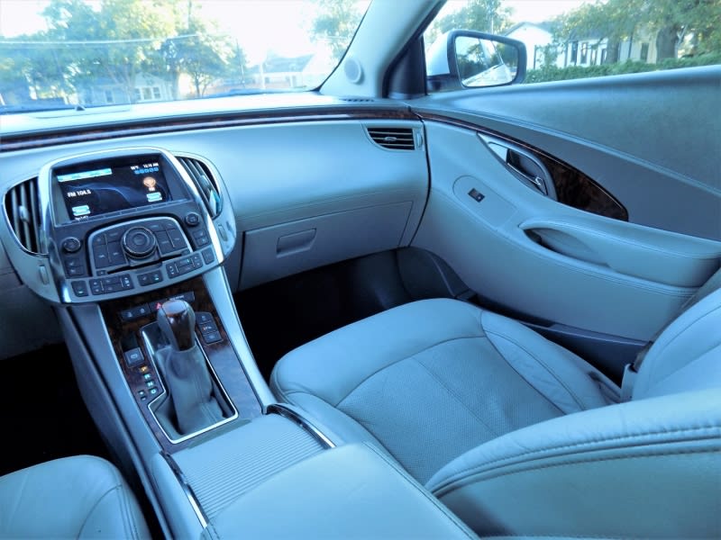 Buick LaCrosse 2012 price $9,700