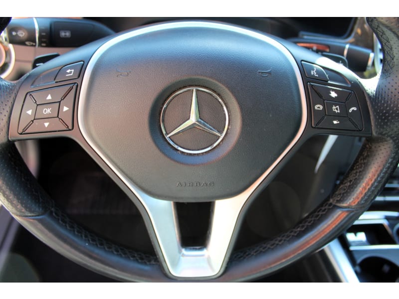 Mercedes-Benz E-Class 2016 price $15,700