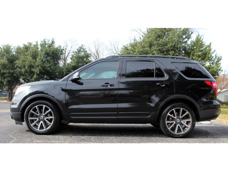 Ford Explorer 2015 price $11,700