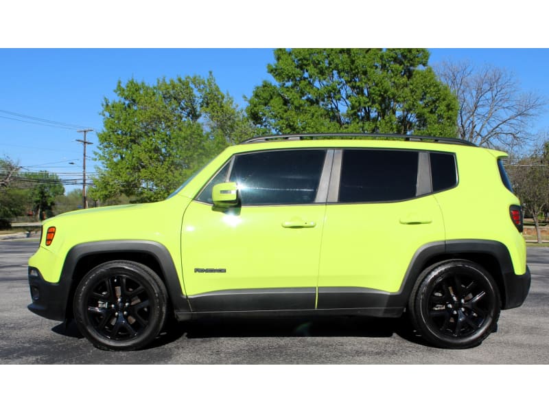 Jeep Renegade 2017 price $10,900