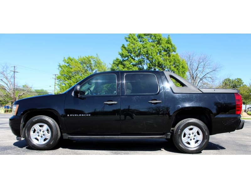 Chevrolet Avalanche 2007 price $10,500