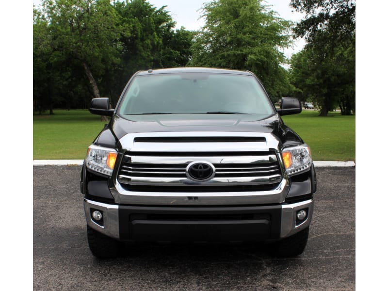 Toyota Tundra 2WD 2017 price $23,700