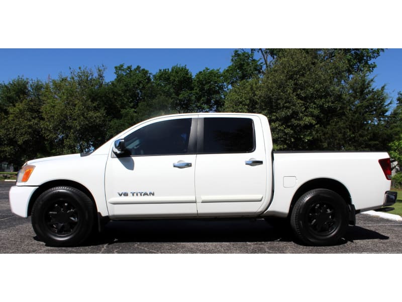 Nissan Titan 2012 price $11,900