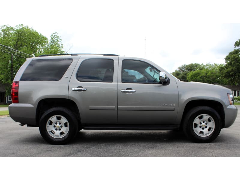 Chevrolet Tahoe 2008 price $9,900