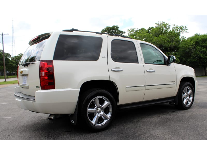 Chevrolet Tahoe 2012 price $15,400