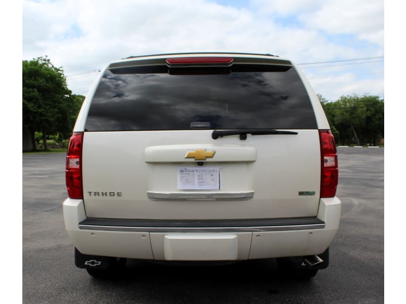 Chevrolet Tahoe 2012 price $15,400