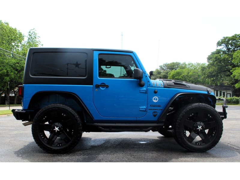 Jeep Wrangler 2015 price $18,500