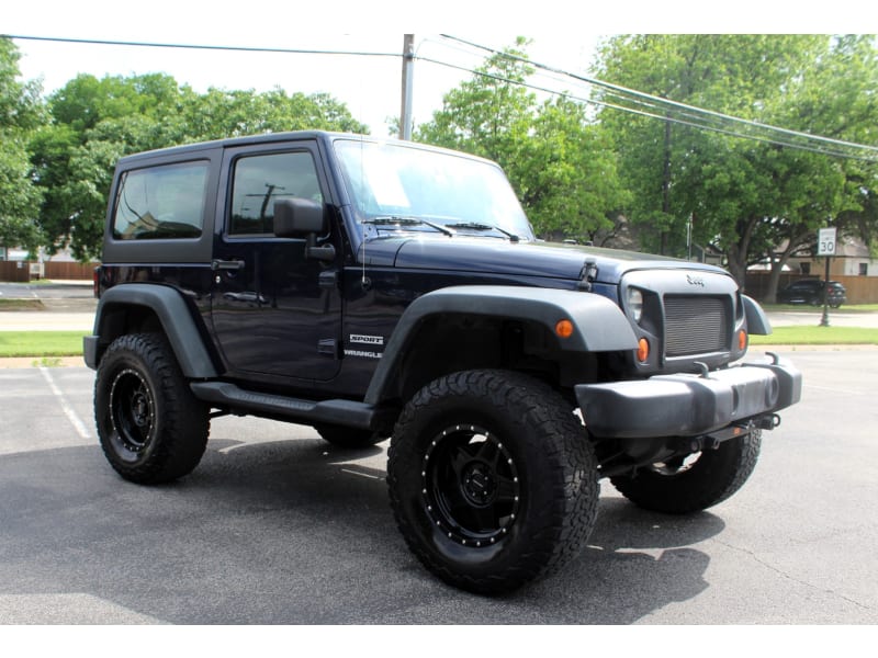 Jeep Wrangler 2013 price $15,700