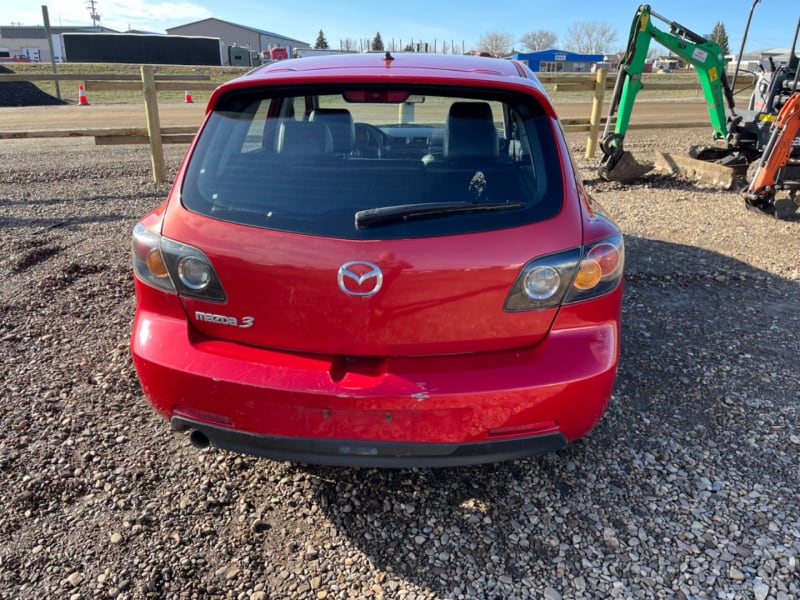 Mazda Mazda3 2005 price $4,200