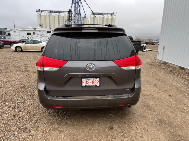 Toyota Sienna 2012 price $10,500