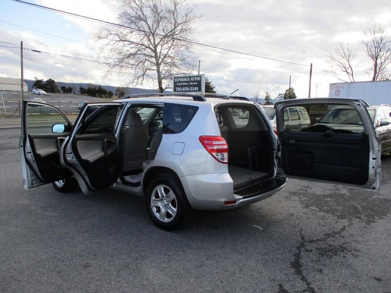 Toyota RAV4 2009 price $8,795