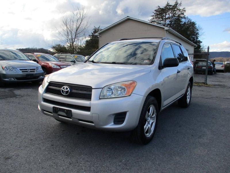 Toyota RAV4 2009 price $8,795