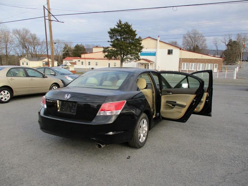 Honda Accord 2010 price $6,495