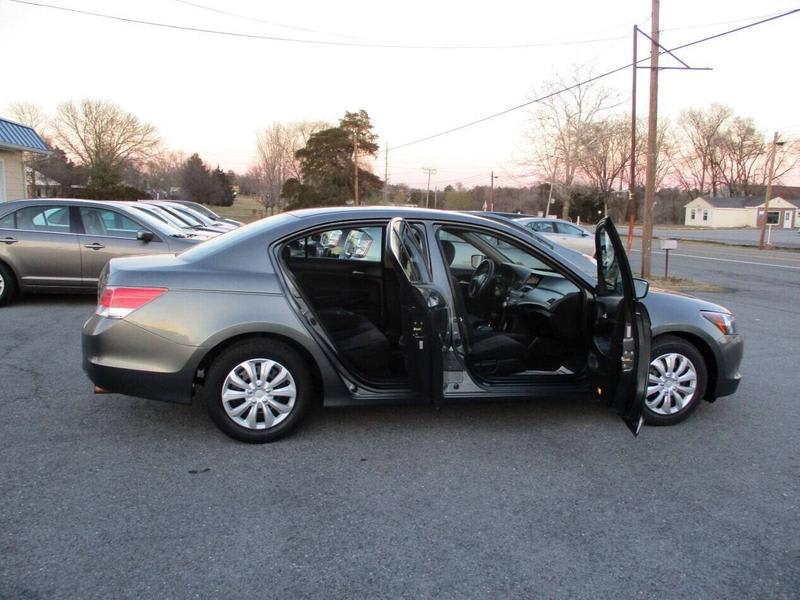 Honda Accord 2010 price $8,995