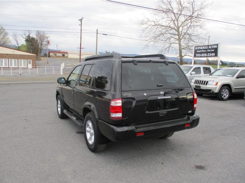 Nissan Pathfinder 2004 price $5,995