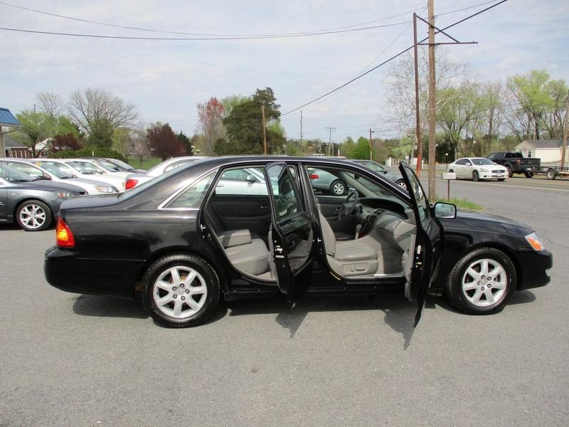 Toyota Avalon 2000 price $5,995