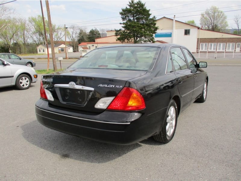 Toyota Avalon 2000 price $5,995