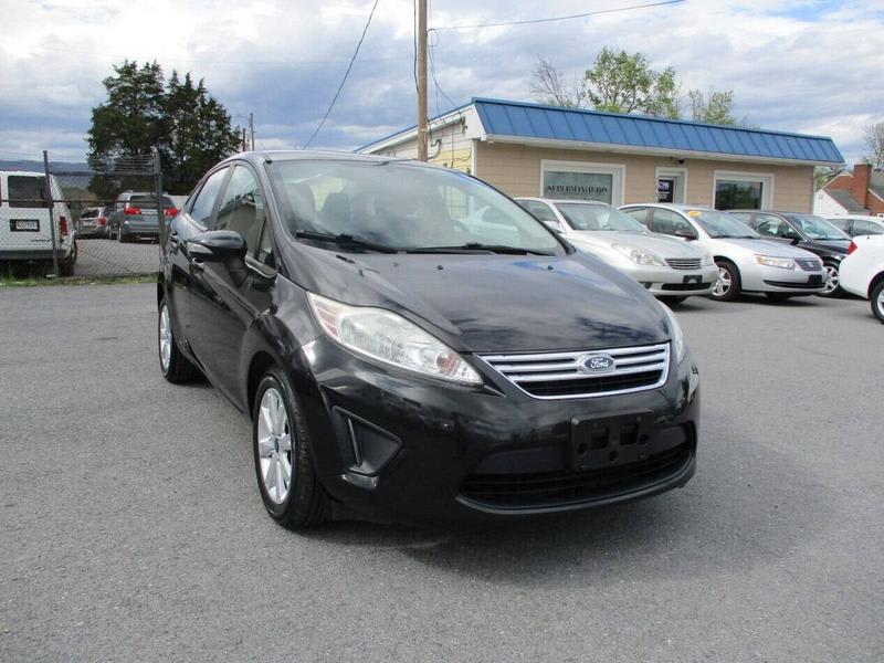 Ford Fiesta 2013 price $5,995