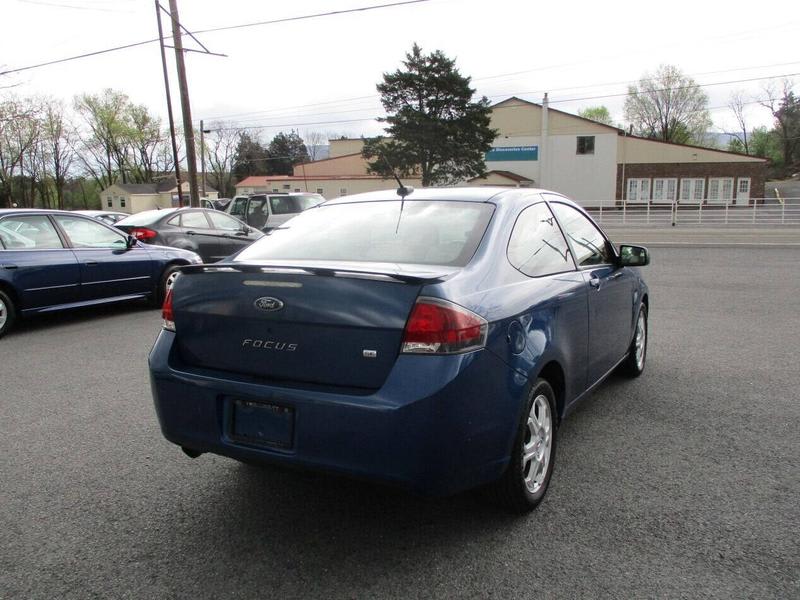 Ford Focus 2009 price $7,495