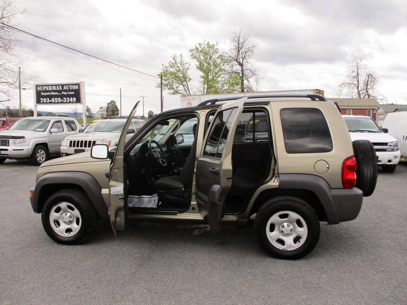 Jeep Liberty 2004 price $6,995