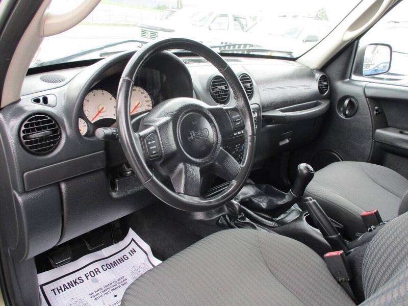 Jeep Liberty 2004 price $6,995