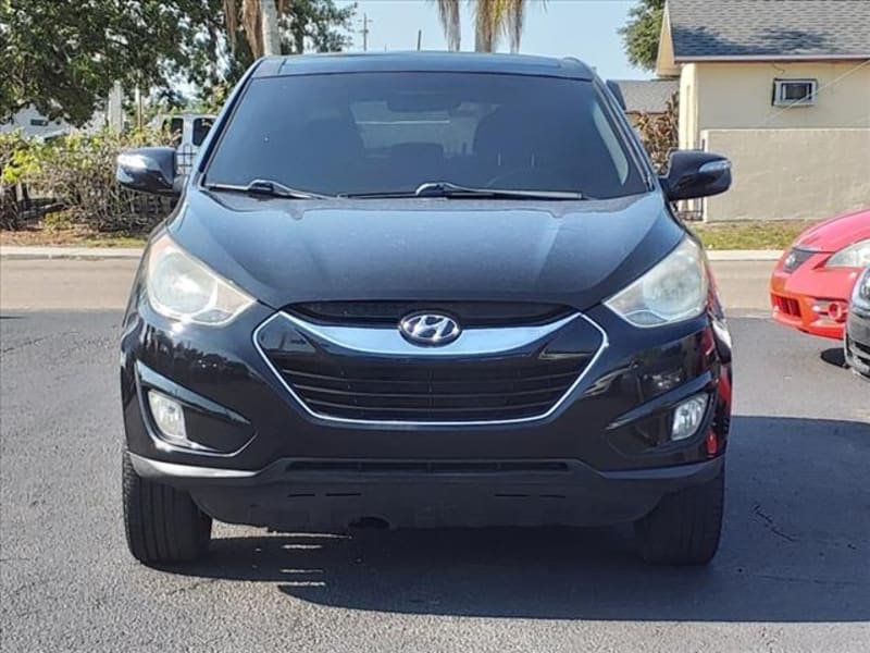 Hyundai Tucson 2012 price $12,900