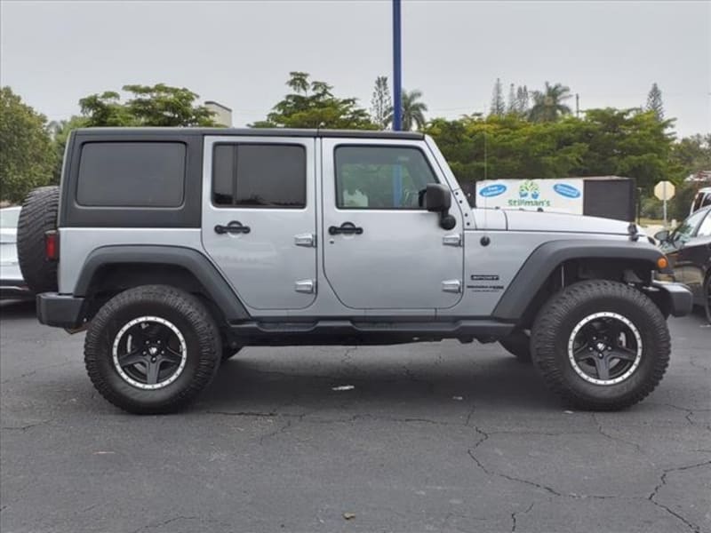 Jeep Wrangler Unlimited 2018 price $21,500